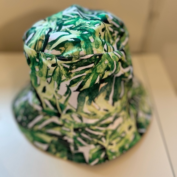 Bucket Hat - Lulla Collection Green Leaf Print Hat - Monsterra Plant - Picture 4 of 4